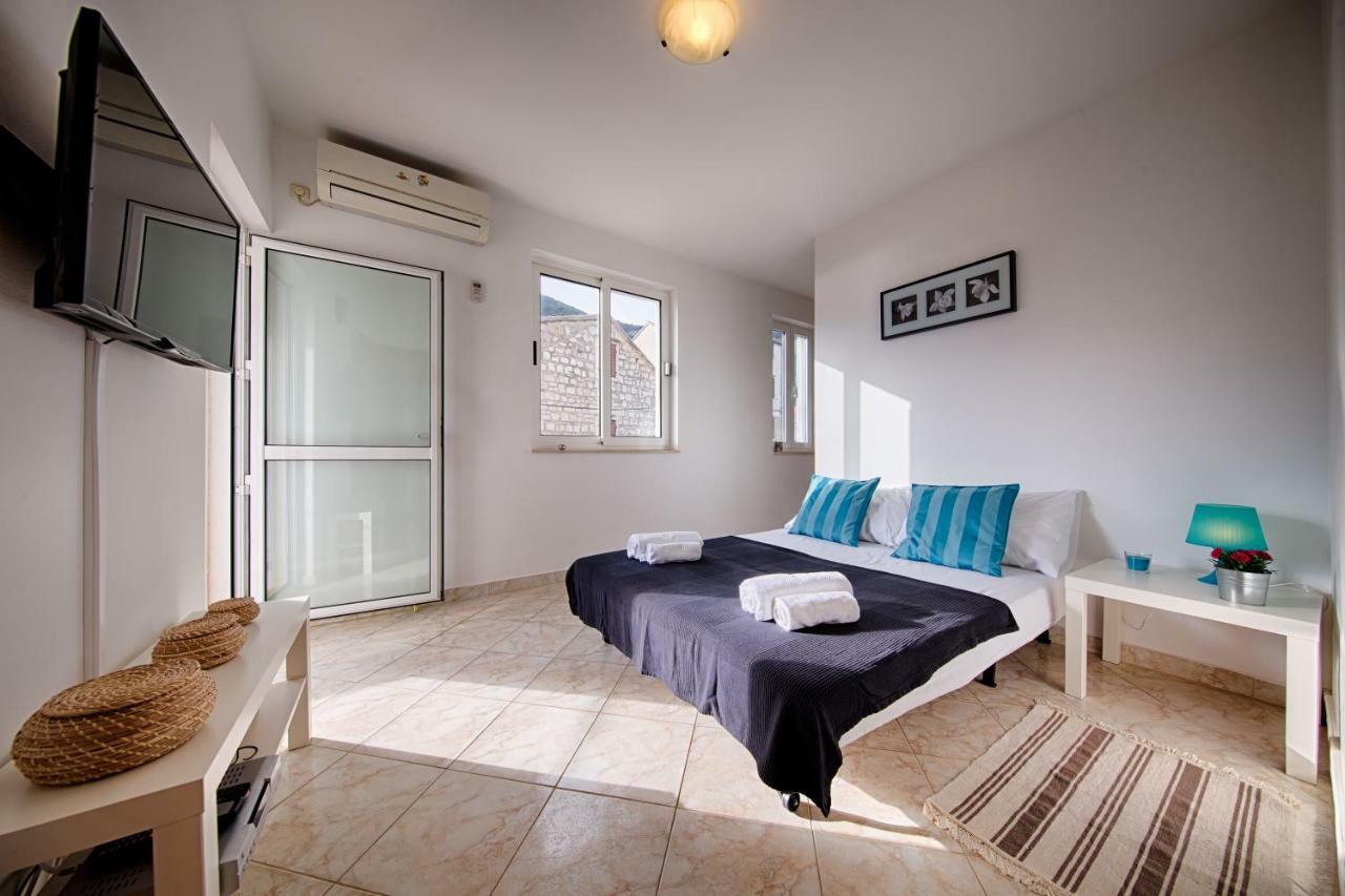 Apartments Marinkovic Komiža Dış mekan fotoğraf